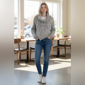 White House Black Market Gray Chunky Knit Zip Neck Sweater XS/S
